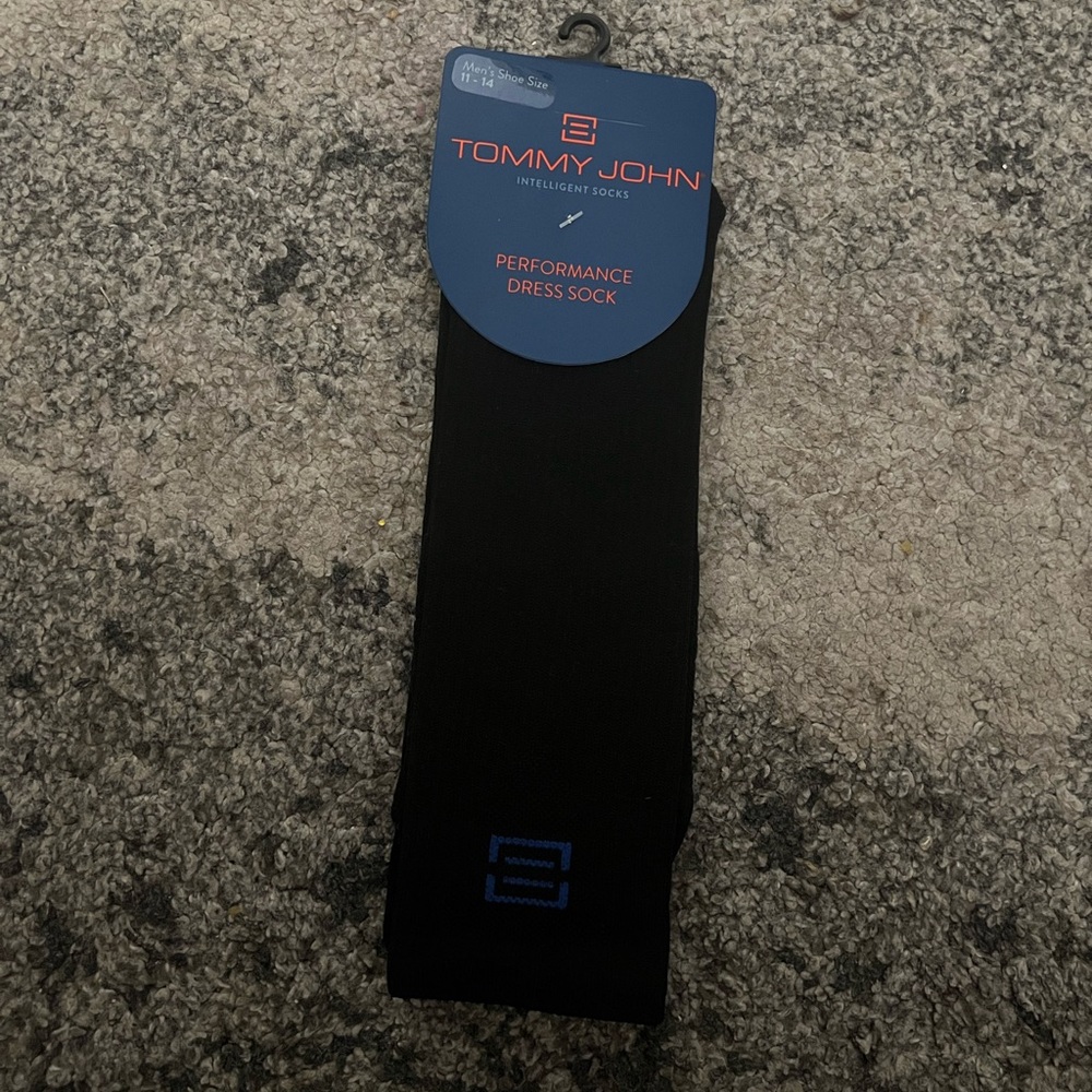 Tommy John NWT Performance Dress Sock Black